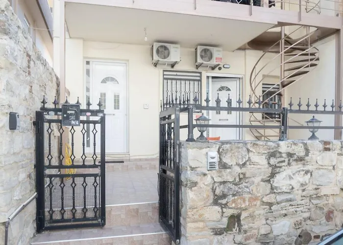 1 Bedroom Apartment Opposite Medical Center