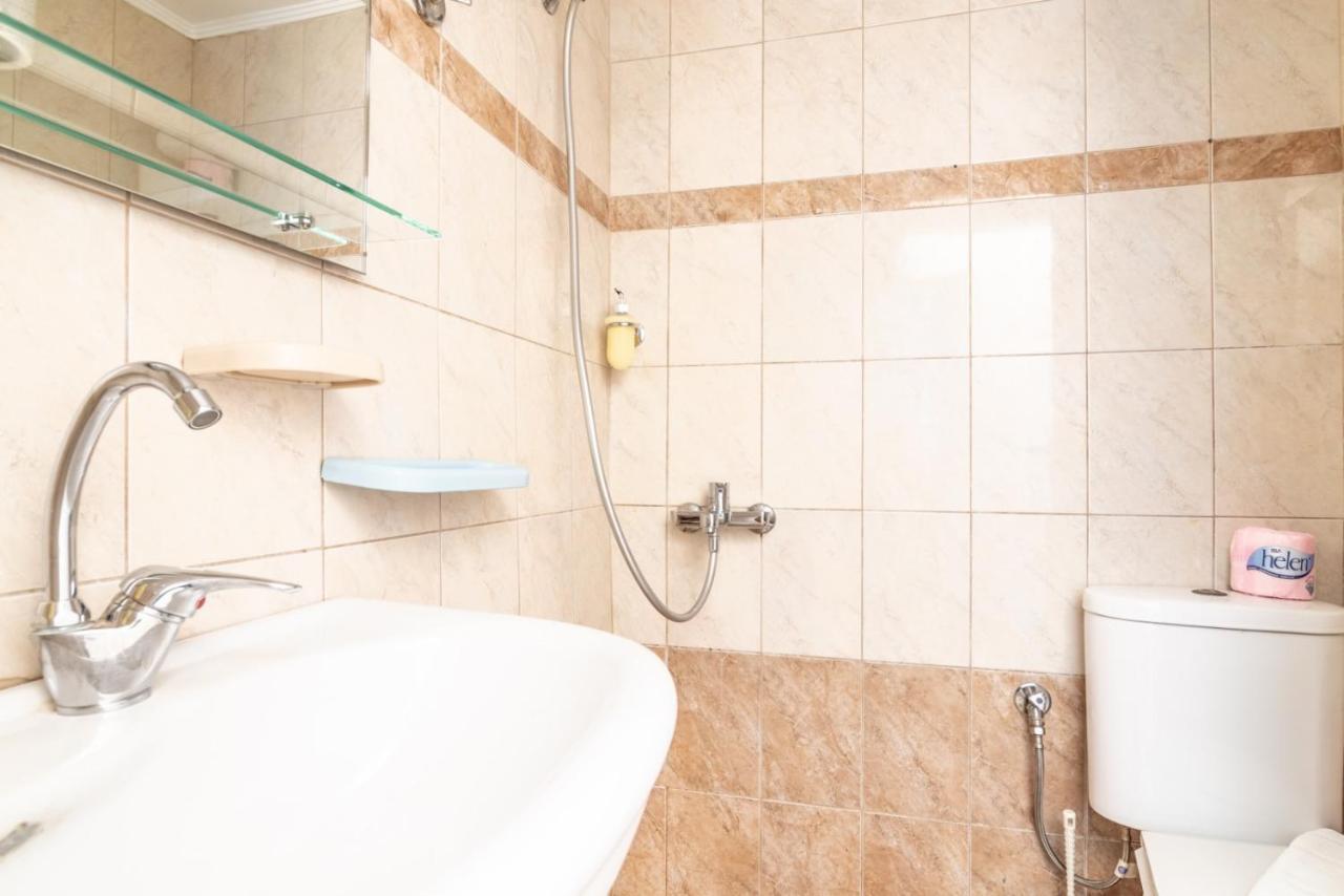 1 Bedroom Opposite Medical Center