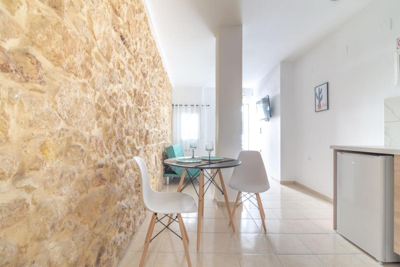 1 Bedroom Opposite Medical Center Heraklion (Crete)